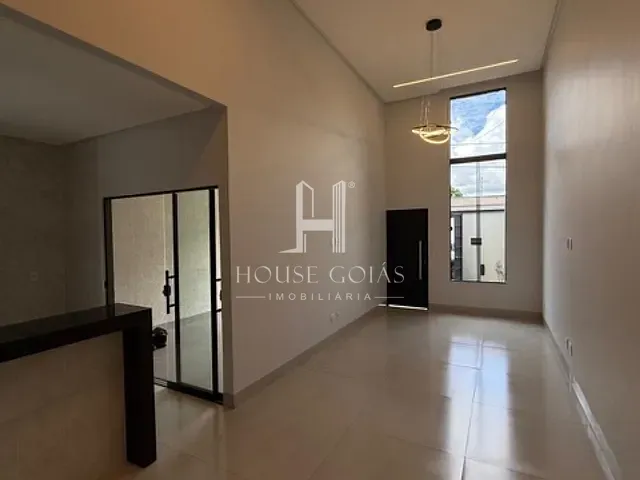 Casa com 180m² 3 quartos e 2 banheiros, à venda, no bairro Vila Mariana em Aparecida de Goiânia