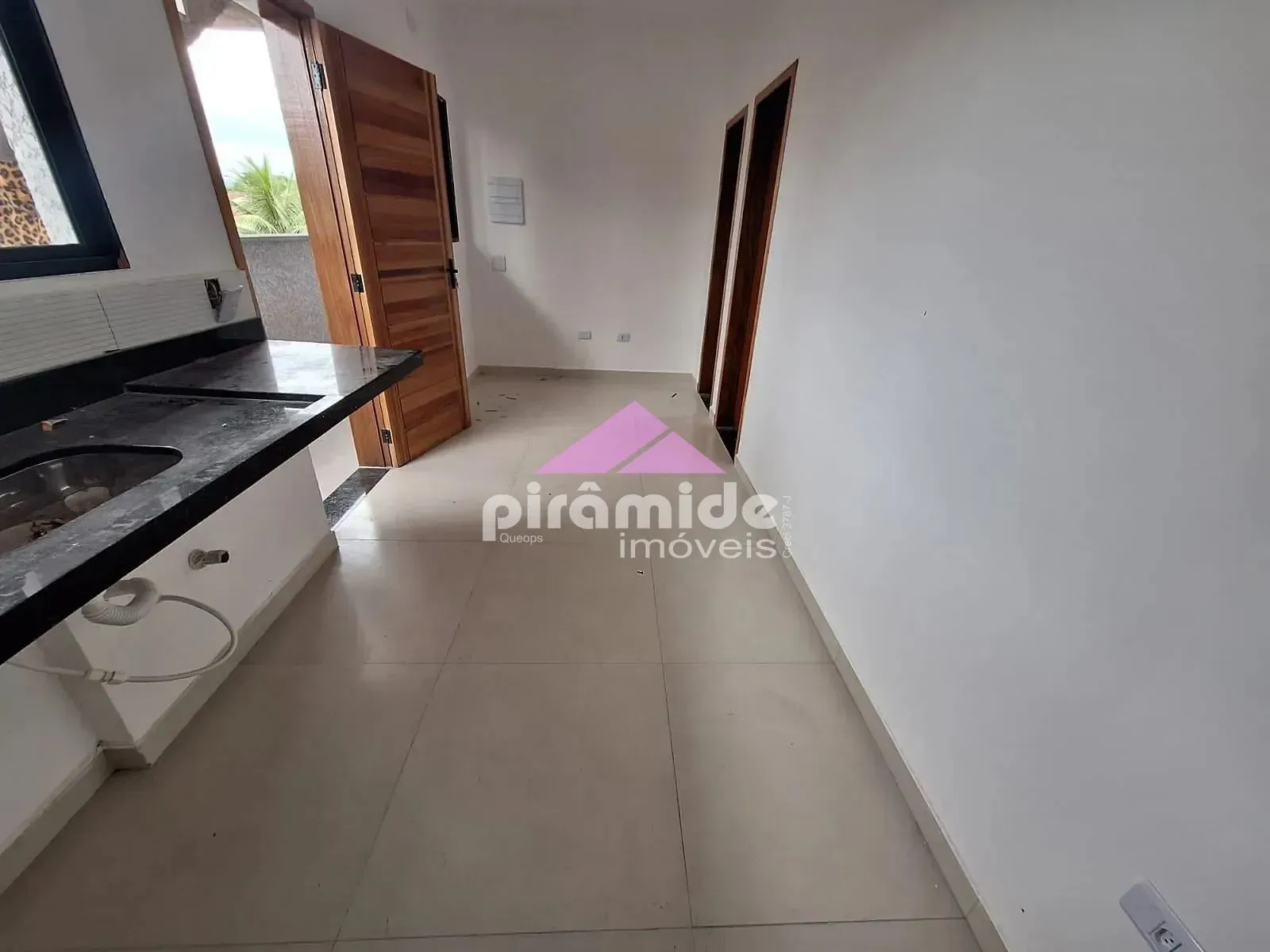Casa, 1 quarto, 42 m² - Foto 1
