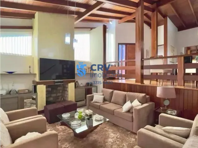 Casa com 1166m² 3 quartos e 3 banheiros, à venda, no bairro Centro em Rolândia