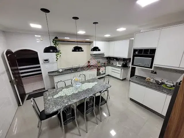 Casa com 463m² 3 quartos e 2 banheiros, à venda, no bairro Suíssa em Ribeirão Pires