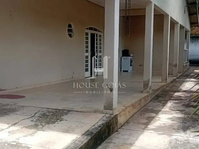Casa com 481m² 2 quartos e 1 banheiro, à venda, no bairro Vila Rosa em Goiânia