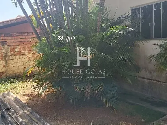 Casa com 481m² 2 quartos e 1 banheiro, à venda, no bairro Vila Rosa em Goiânia
