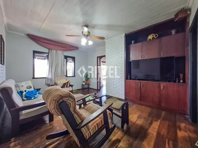 Casa 3 quartos e 4 banheiros, para alugar, no bairro Boa Vista em Novo Hamburgo