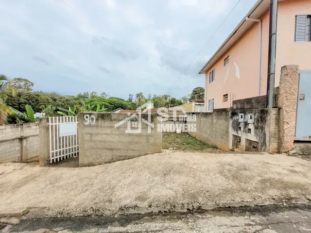 Casa com 300m² 2 quartos e 1 banheiro, à venda, no bairro Jardim Alvorada em Andradas