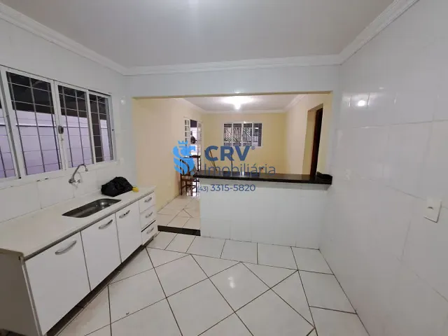 Casa com 252m² 3 quartos e 2 banheiros, à venda, no bairro Conjunto Habitacional Alexandre Urbanas em Londrina