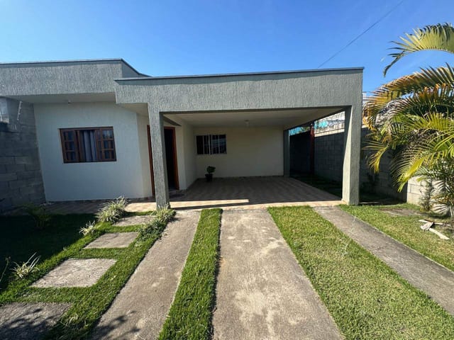 Casa com 200m² 2 quartos e 2 banheiros, à venda, no bairro Loteamento Residencial e Comercial Araguaia em Pindamonhangaba