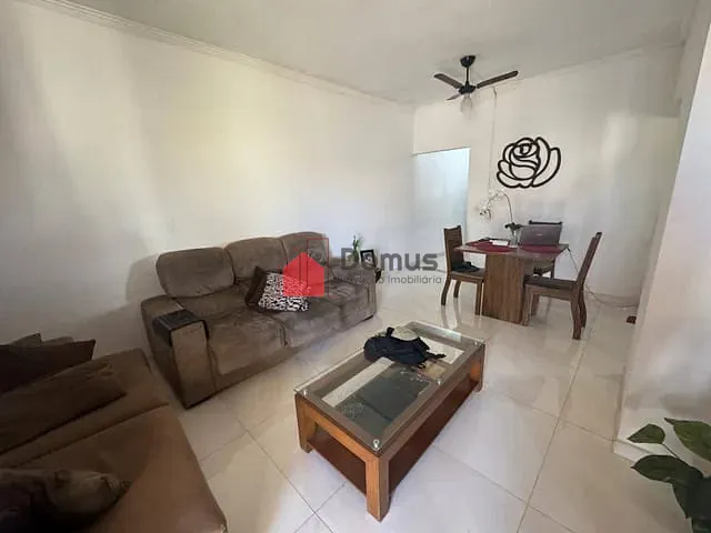 Casa com 200m² 2 quartos e 2 banheiros, à venda, no bairro Loteamento Residencial e Comercial Araguaia em Pindamonhangaba