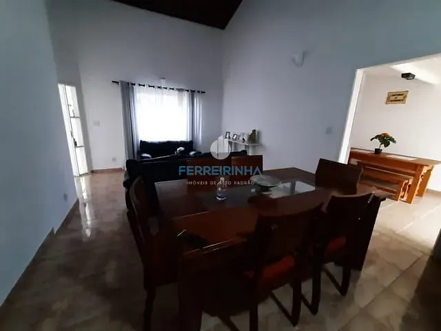 Casa com 250m² 4 quartos e 3 banheiros, à venda, no bairro Urbanova em São José dos Campos