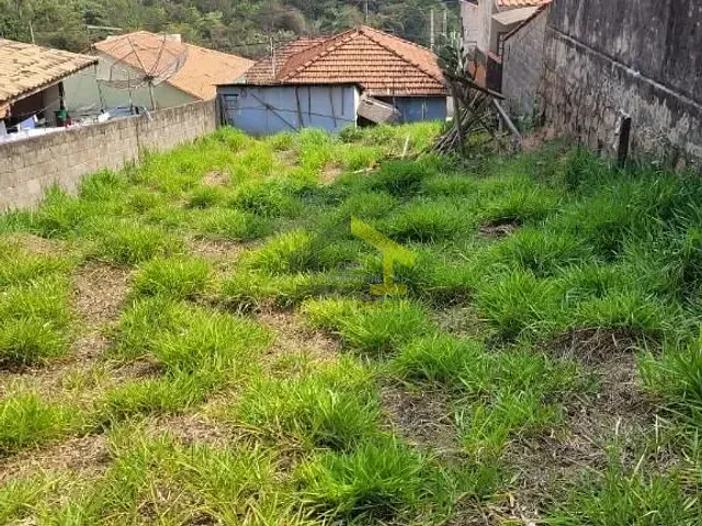 Casa com 320m² 2 quartos e 1 banheiro, à venda, no bairro Vila Cruzeiro em Itatiba