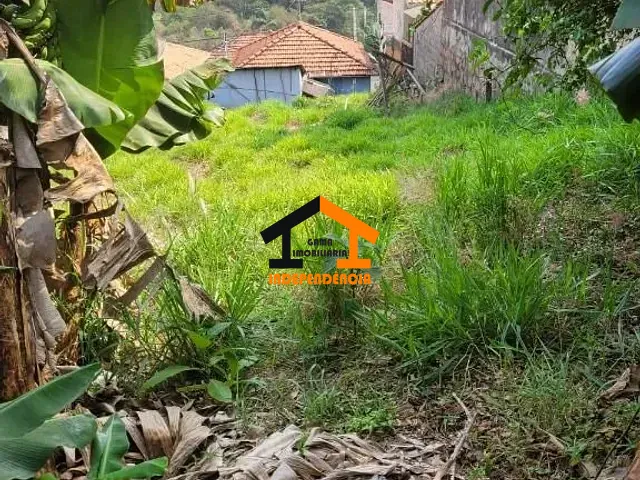 Casa com 320m² 2 quartos e 1 banheiro, à venda, no bairro Vila Cruzeiro em Itatiba