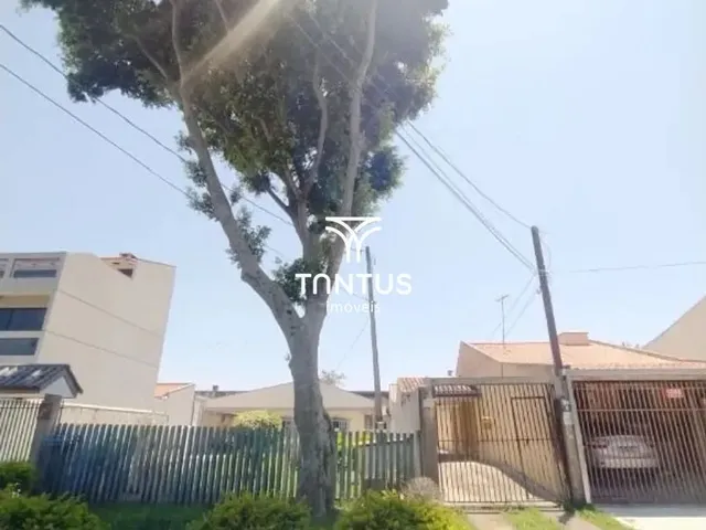 Casa com 69m² 3 quartos e 1 banheiro, para alugar, no bairro Capão da Imbuia em Curitiba