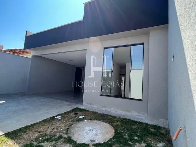 Casa com 219m² 3 quartos e 1 banheiro, à venda, no bairro Jardim Helvécia em Aparecida de Goiânia