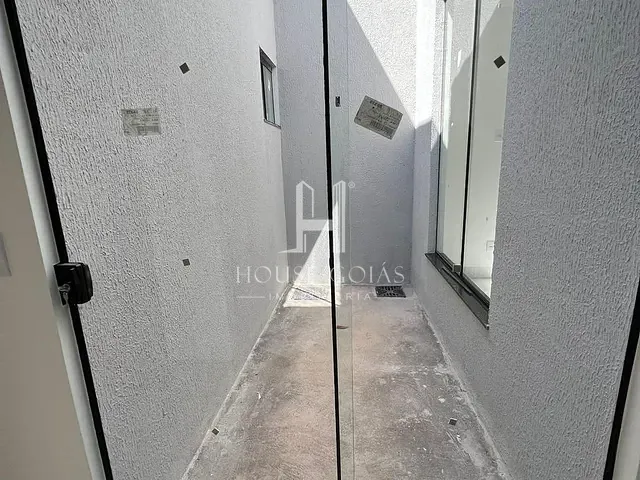 Casa com 219m² 3 quartos e 1 banheiro, à venda, no bairro Jardim Helvécia em Aparecida de Goiânia