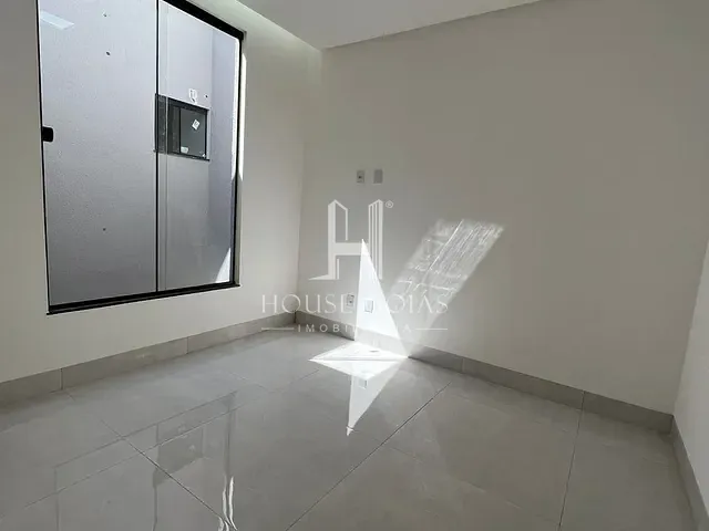 Casa com 219m² 3 quartos e 1 banheiro, à venda, no bairro Jardim Helvécia em Aparecida de Goiânia