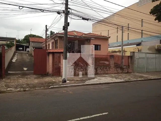 Casa com 750m² 4 quartos e 2 banheiros, à venda, no bairro Vila Progresso em Jundiaí