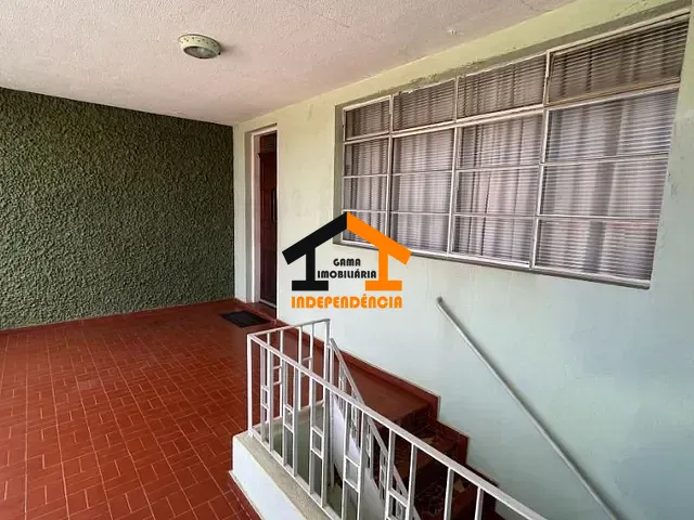 Casa com 200m² 2 quartos e 2 banheiros, à venda, no bairro Vila Santa Cruz em Itatiba