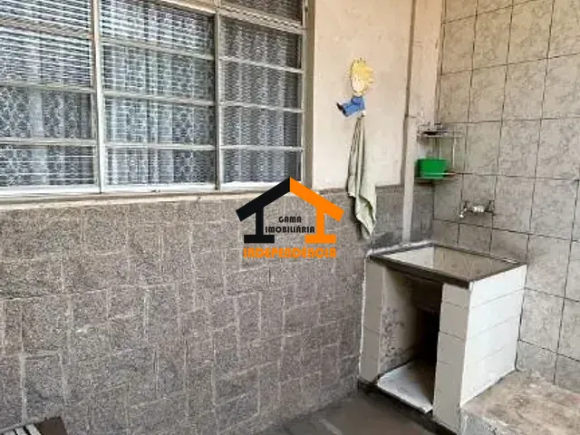 Casa com 200m² 2 quartos e 2 banheiros, à venda, no bairro Vila Santa Cruz em Itatiba