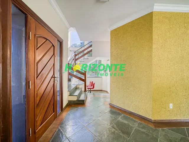 Casa 5 quartos e 6 banheiros, à venda, no bairro Urbanova em São José dos Campos