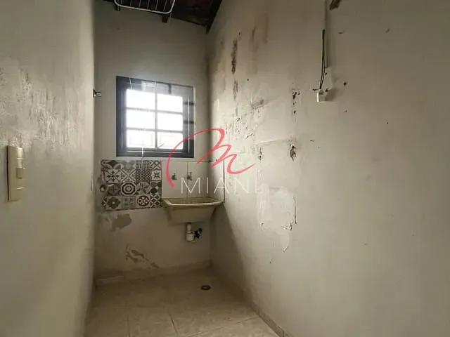 Casa 5 quartos e 2 banheiros, à venda, no bairro Jardim D'Abril em São Paulo