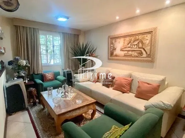 Casa com 1000m² 3 quartos e 7 banheiros, à venda, no bairro Badu em Niterói