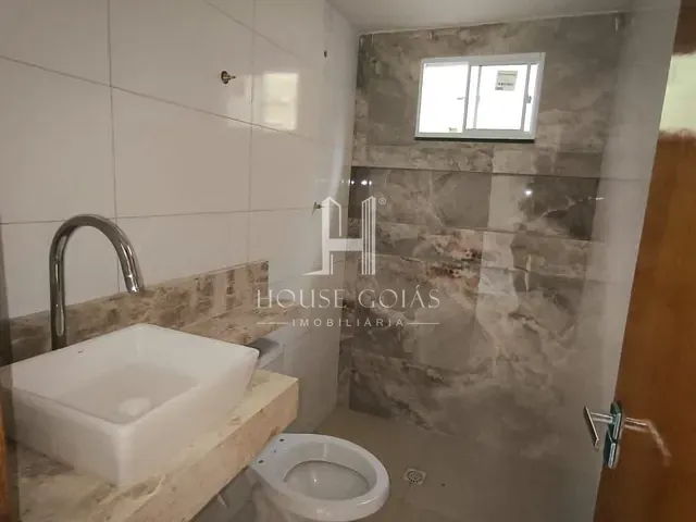 Casa com 250m² 3 quartos e 2 banheiros, à venda, no bairro Jardim Tiradentes em Aparecida de Goiânia