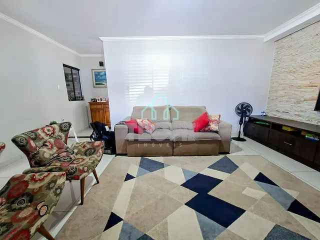 Casa 3 quartos e 3 banheiros, à venda, no bairro Centro em Taubaté