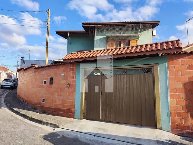 Casa com 160m² 3 quartos e 2 banheiros, à venda, no bairro Vila M Genoveva em Jundiaí