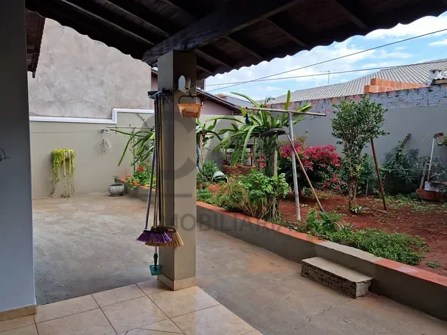 Casa com 336m² 3 quartos e 3 banheiros, à venda, no bairro Parque Residencial Imigrantes em Holambra