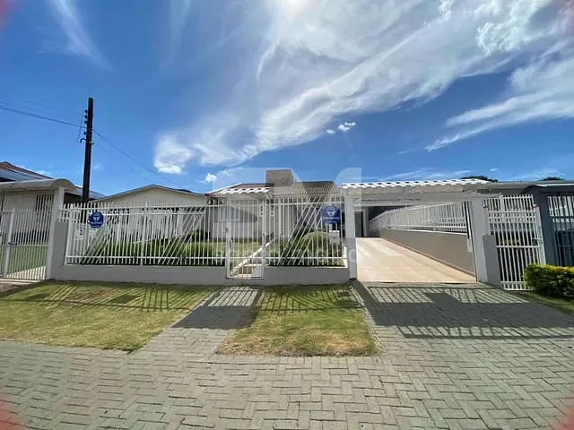 Casa com 480m² 3 quartos e 2 banheiros, à venda, no bairro Bela Vista em Chapecó
