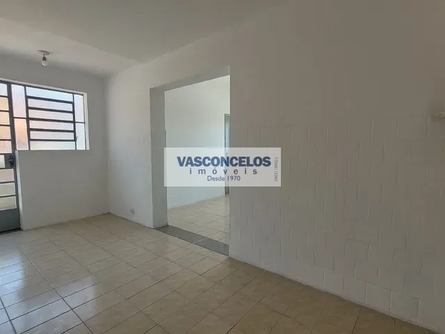 Casa com 147m² 4 quartos e 3 banheiros, para alugar, no bairro Jardim Bela Vista em São José dos Campos