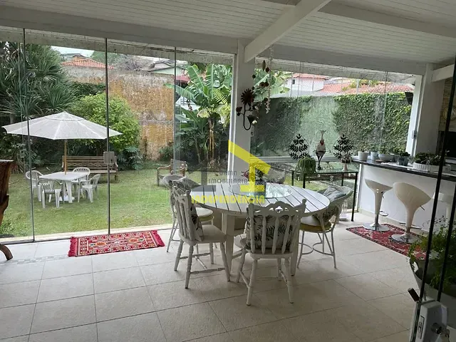 Casa com 600m², à venda, no bairro Jardim do Golf I em Jandira