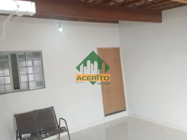 Casa com 125m² 2 quartos e 1 banheiro, à venda, no bairro Lago Azul em Araçatuba