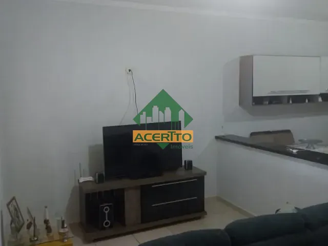 Casa com 125m² 2 quartos e 1 banheiro, à venda, no bairro Lago Azul em Araçatuba
