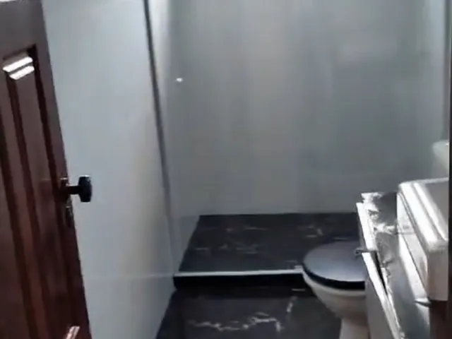 Casa 3 quartos e 2 banheiros, à venda, no bairro Miramar em Macaé