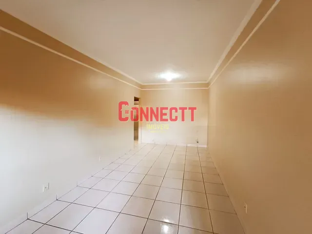 Casa com 160m² 3 quartos e 2 banheiros, à venda, no bairro Jardim Ouro Branco em Ribeirão Preto