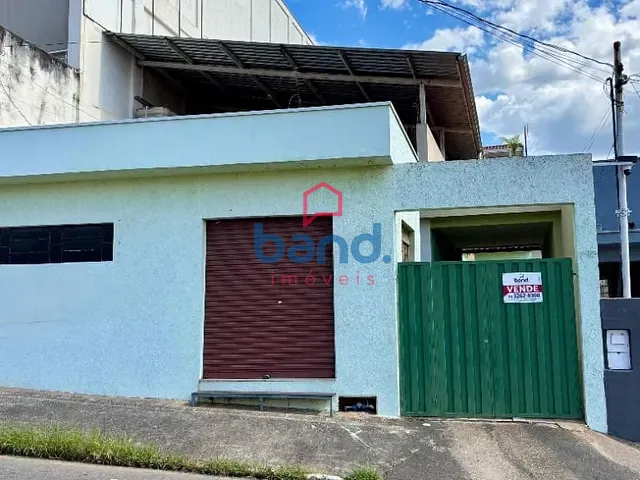 Casa com 242m² 4 quartos e 4 banheiros, à venda, no bairro Centro em Porto Feliz