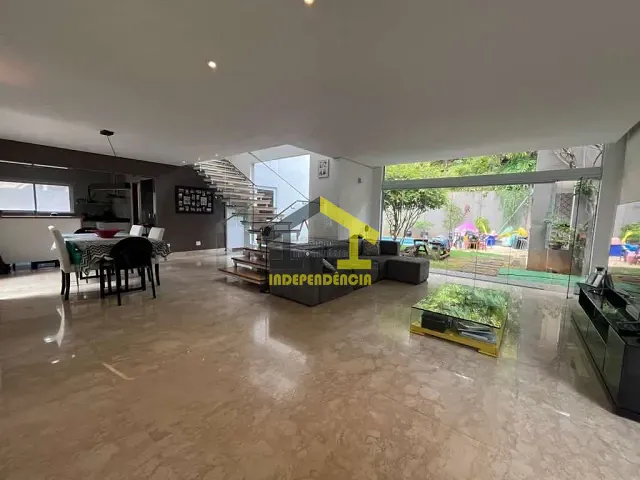 Casa com 700m² 3 quartos e 4 banheiros, à venda, no bairro Reserva Santa Maria em Jandira