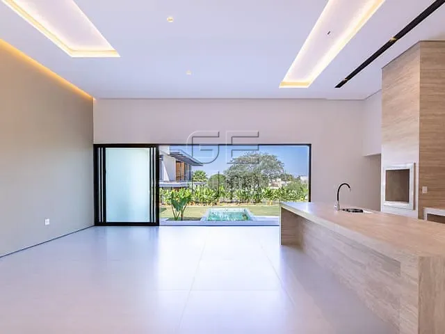 Casa com 721m² 3 quartos e 4 banheiros, à venda, no bairro Jardim União em Cambé