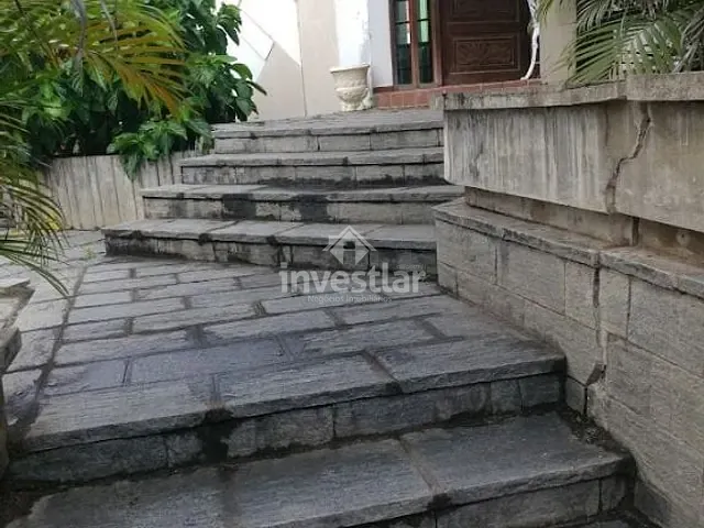 Casa com 960m² 5 quartos e 5 banheiros, à venda, no bairro Palmeira em Campina Grande