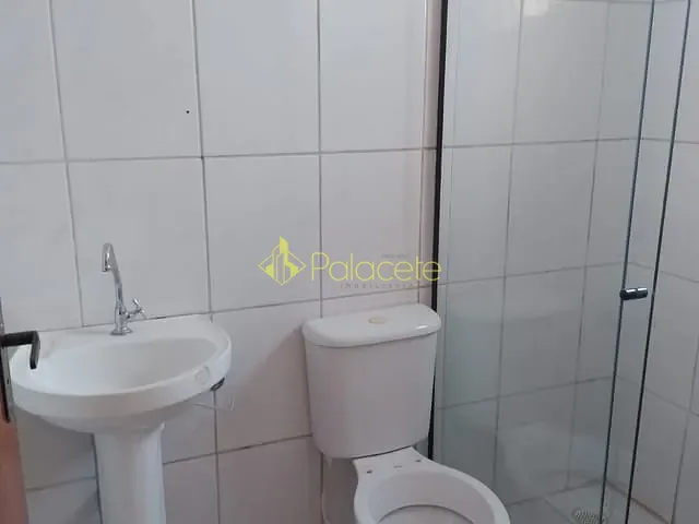 Casa 2 quartos e 2 banheiros, à venda, no bairro Caçapava Velha em Caçapava