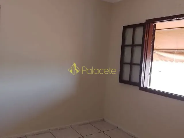 Casa 2 quartos e 2 banheiros, à venda, no bairro Caçapava Velha em Caçapava