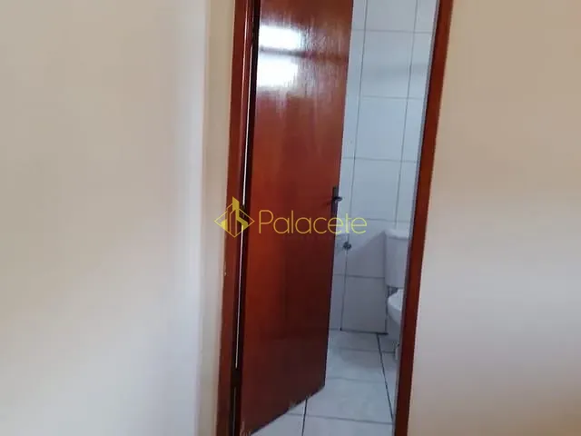 Casa 2 quartos e 2 banheiros, à venda, no bairro Caçapava Velha em Caçapava