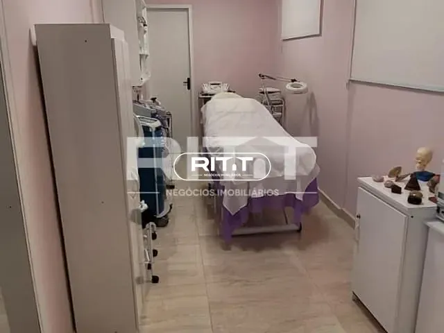 Casa com 200m² 5 quartos e 4 banheiros, à venda, no bairro Jardim Proença em Campinas
