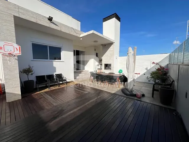 Casa 4 quartos e 3 banheiros, à venda, no bairro Presidente Médici em Chapecó