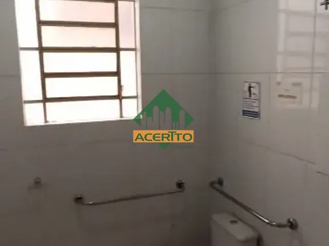 Casa com 258m² 4 quartos e 1 banheiro, à venda, no bairro Jardim Sumaré em Araçatuba