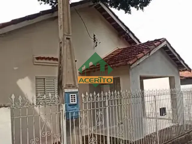 Casa com 258m² 4 quartos e 1 banheiro, à venda, no bairro Jardim Sumaré em Araçatuba