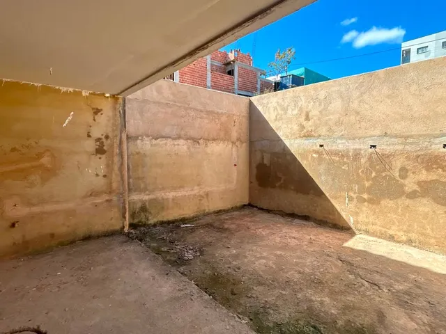 Casa 3 quartos e 2 banheiros, à venda, no bairro Lagoa em Macaé