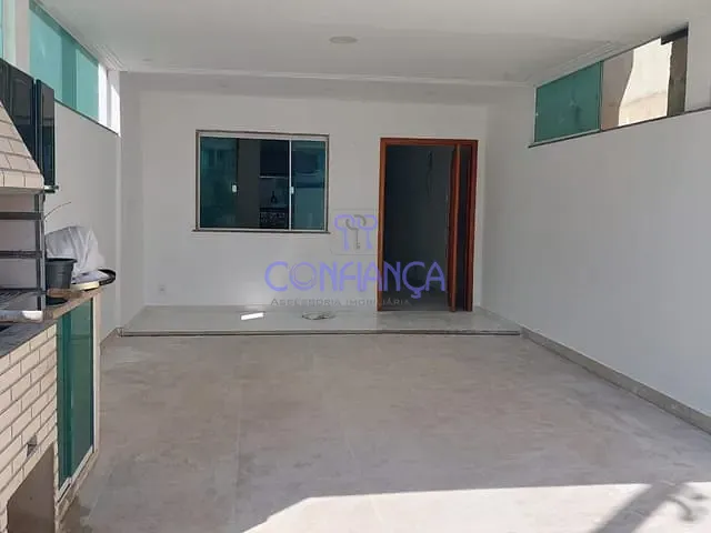 Casa 2 quartos e 3 banheiros, à venda, no bairro Campo Grande em Rio de Janeiro