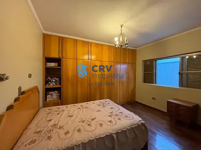 Casa com 330m² 4 quartos e 5 banheiros, à venda, no bairro Lago Parque em Londrina