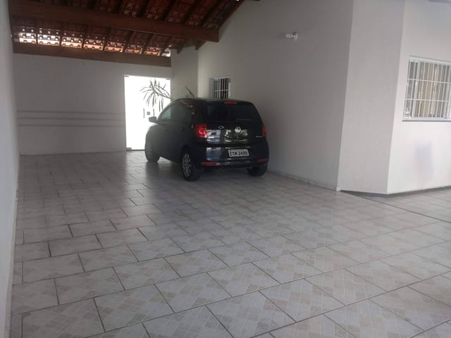 Casa com 300m² 3 quartos e 3 banheiros, à venda, no bairro Conjunto Habitacional Terra dos Ipês II (Fase I) em Pindamonhangaba